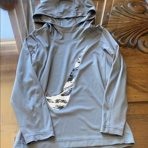 SOLD Boys Nike Dri-Fit Performance Hoodie Size 6